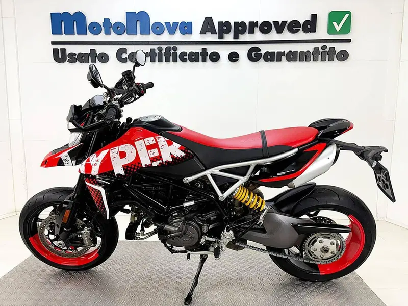 Ducati Hypermotard 950 RVE (2022 - 25) (2)