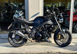 Triumph Speed Triple 1050 (2005 - 11) usata