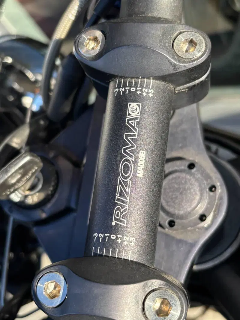 Triumph Speed Triple 1050 (2005 - 11) (5)