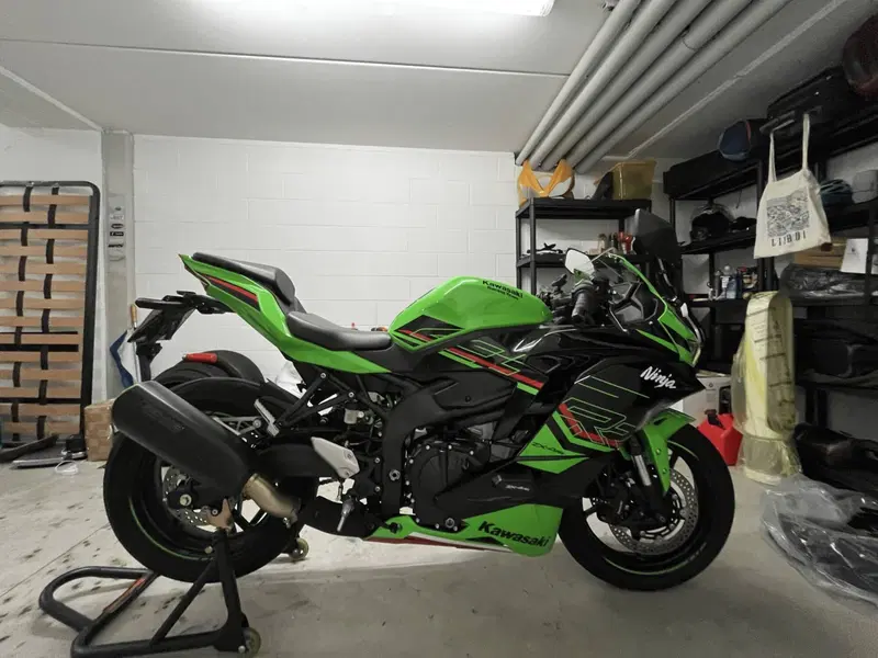 Kawasaki Ninja ZX-4RR (2024 - 26) (2)