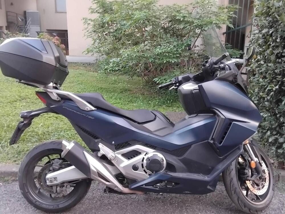 Honda Forza 750 DCT Urban (2021 - 24) (2)