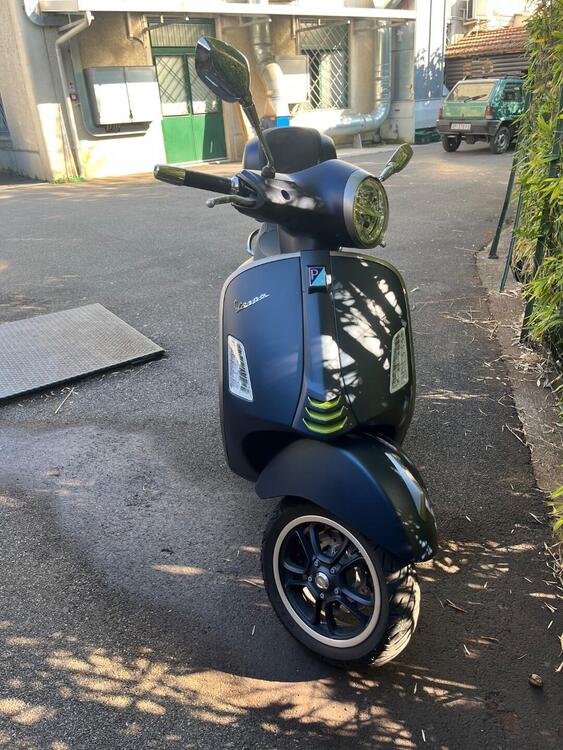 Vespa GTS 125 Super Tech (2023 - 24) (3)