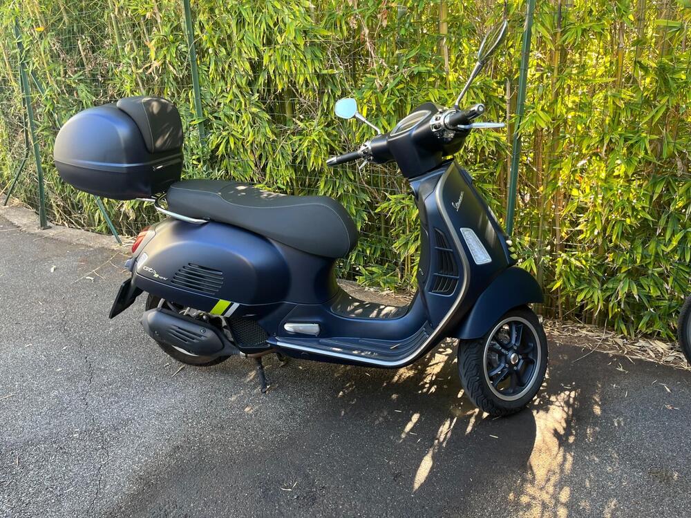 Vespa GTS 125 Super Tech (2023 - 24) (4)