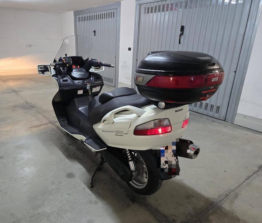 Suzuki Burgman AN 650 Executive ABS (2006 - 12) (3)