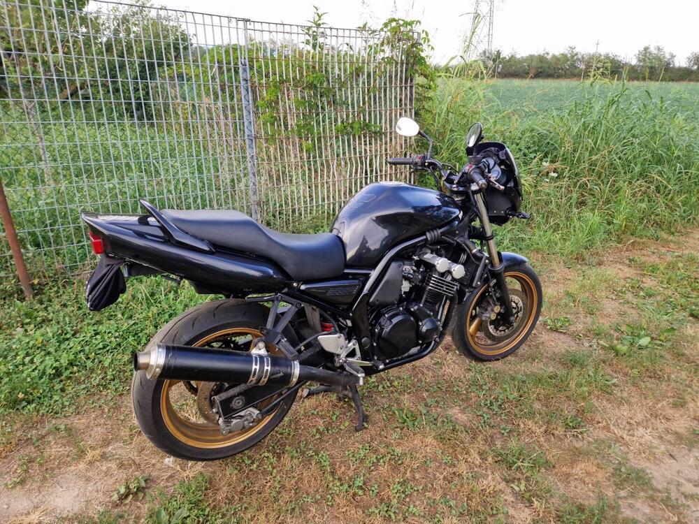 Yamaha FZS 600 Fazer (2002 - 03)