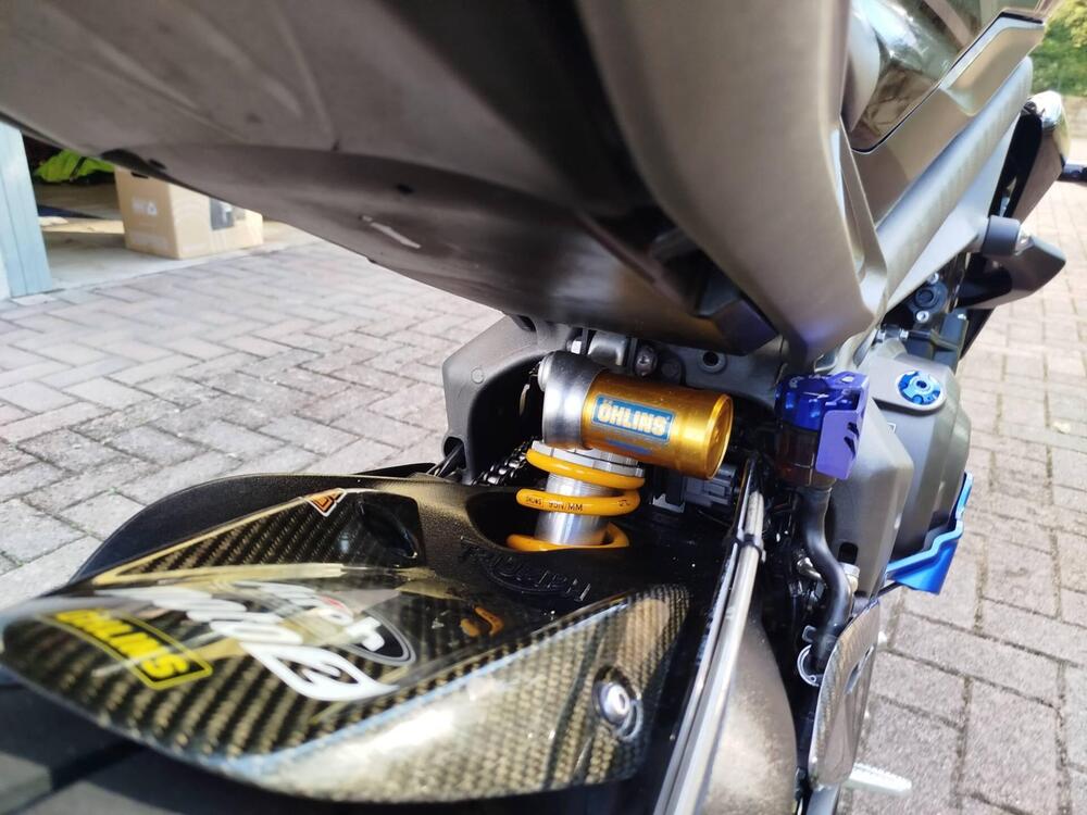 Triumph Street Triple RS (2020 - 22) (4)