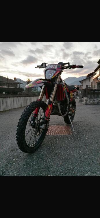 HM CRE 50 Six Competition (2011 - 15) (4)