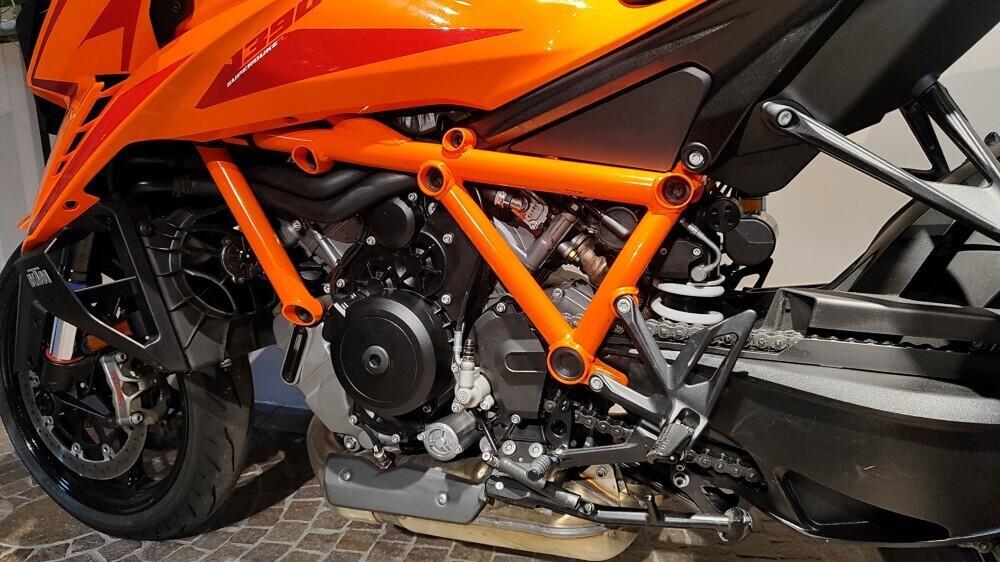 KTM 1390 Super Duke R EVO (2024 - 26) (5)