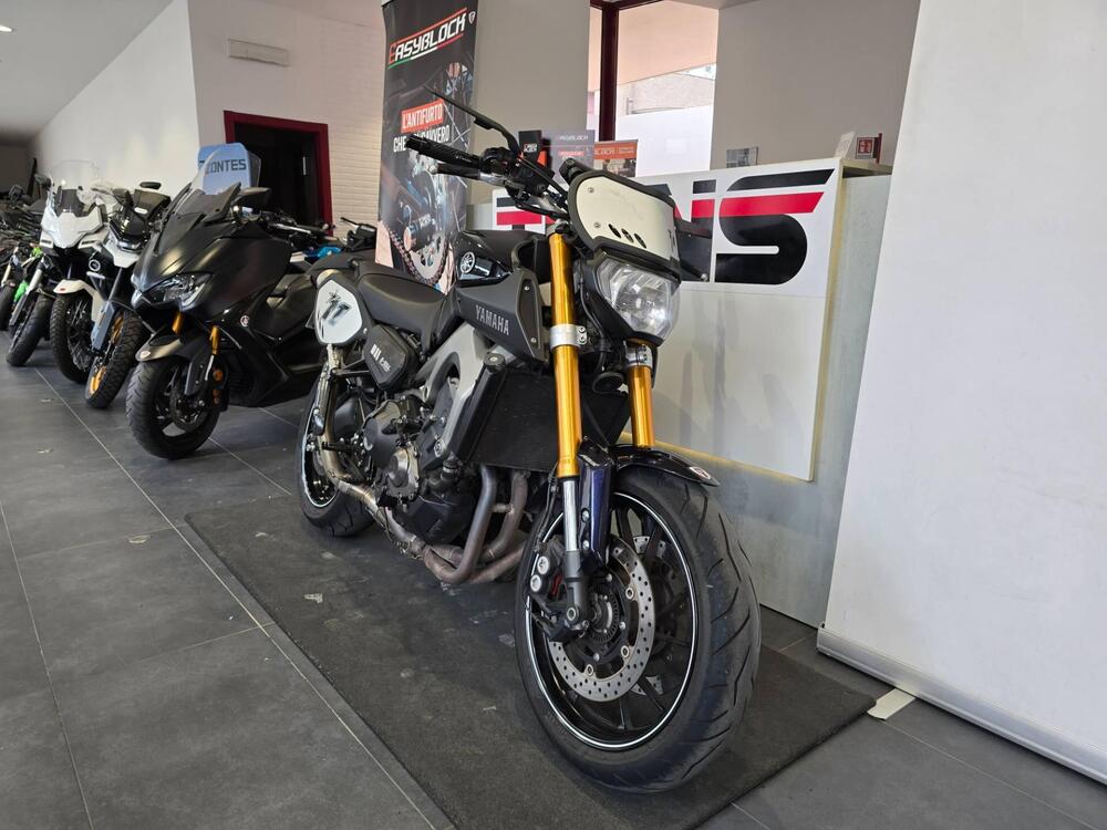 Yamaha MT-09 ABS (2013 - 15) (2)