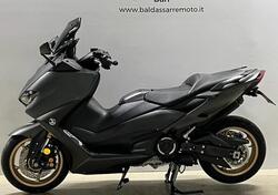 Yamaha T-Max 560 Tech Max (2021) usata