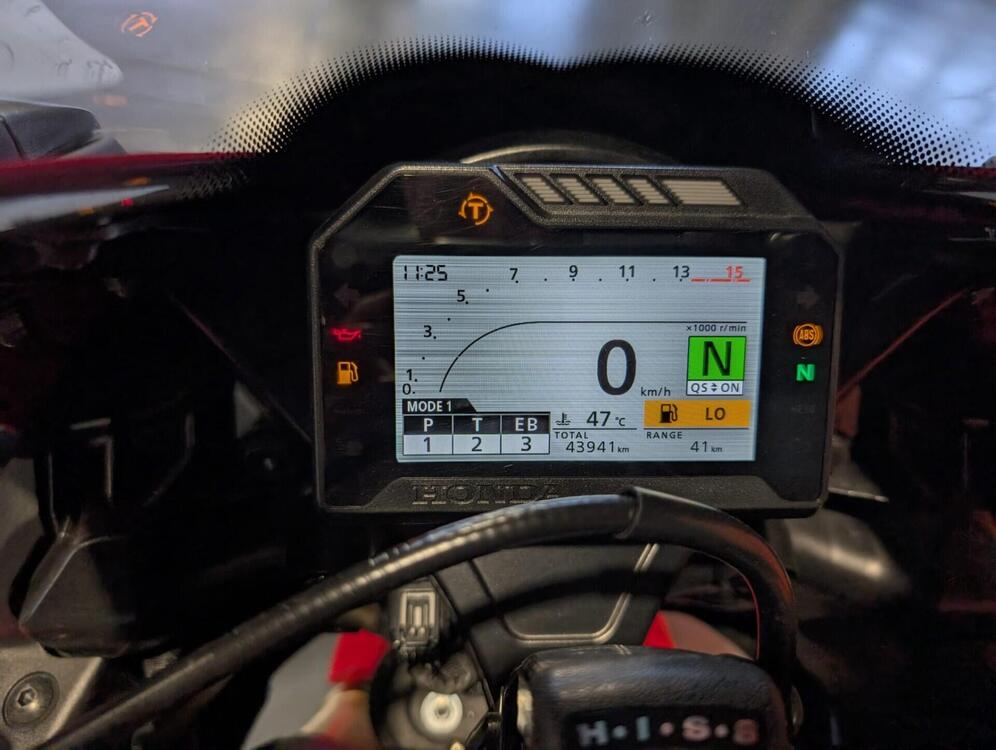 Honda CBR 1000 RR Fireblade (2017 - 19) (5)