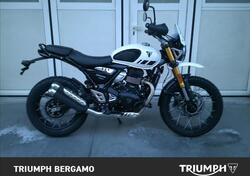 Triumph Scrambler 400 XC (2025) nuova