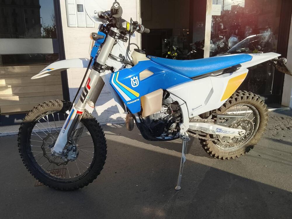 Husqvarna FE 501 Heritage (2025) (2)