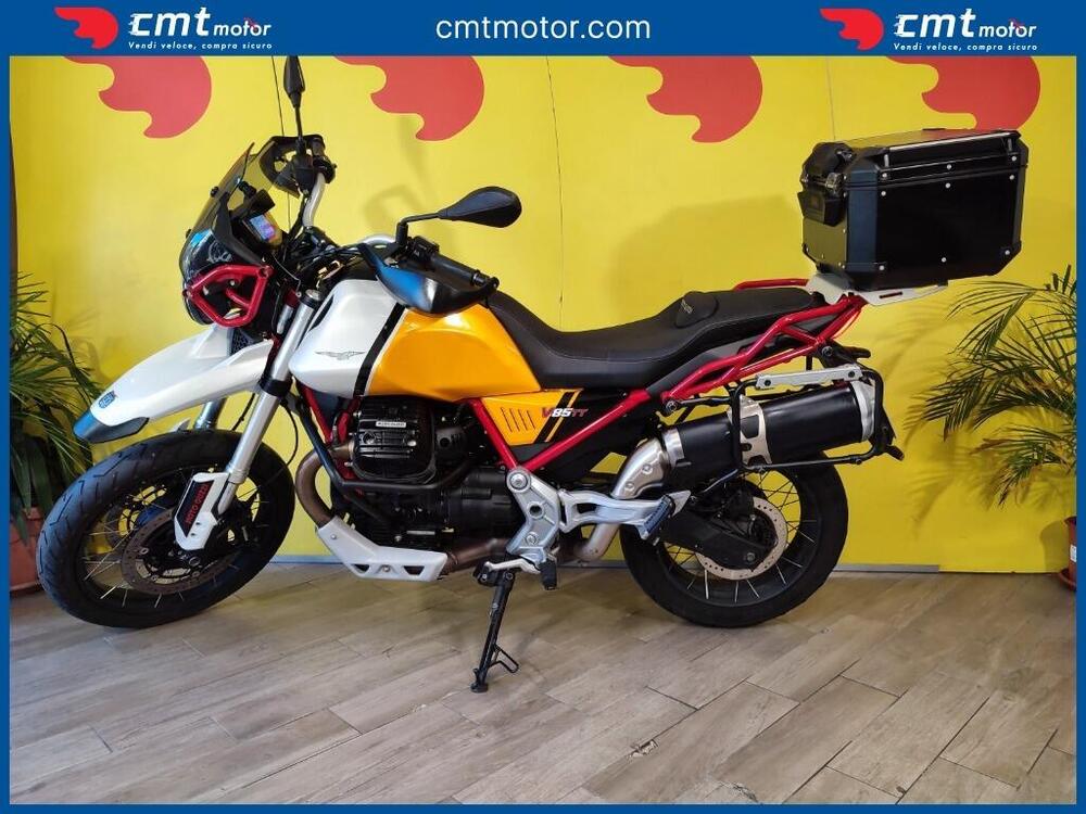 Moto Guzzi V85 TT Evocative Graphics (2021 - 23) (3)