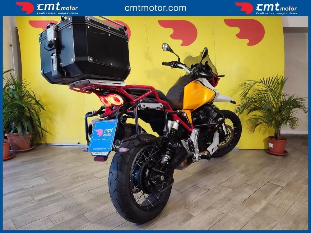 Moto Guzzi V85 TT Evocative Graphics (2021 - 23) (4)