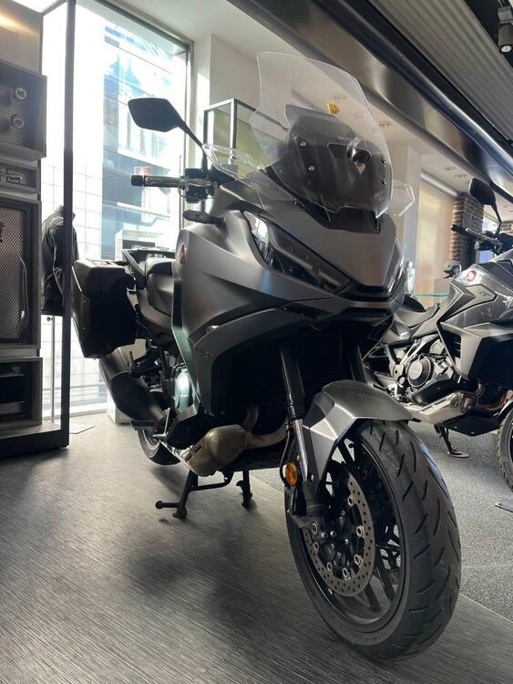 Honda NT 1100 (2022 - 24)