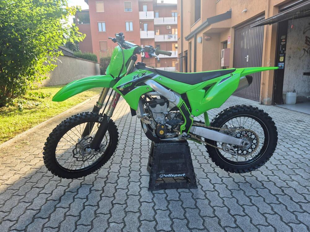 Kawasaki KX 250 F (2023)