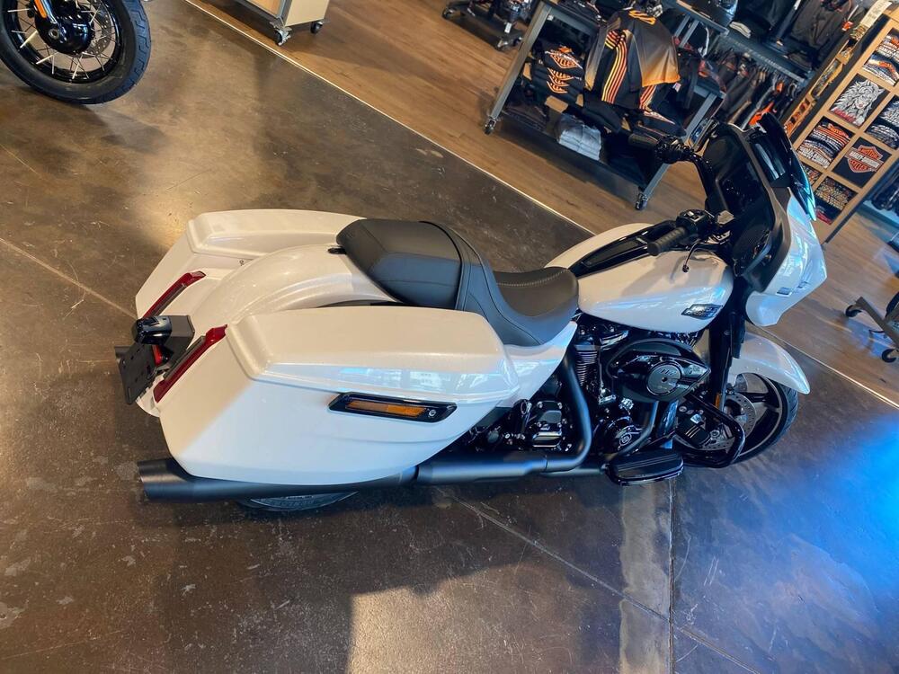 Harley-Davidson Street Glide (2024 - 25) (5)