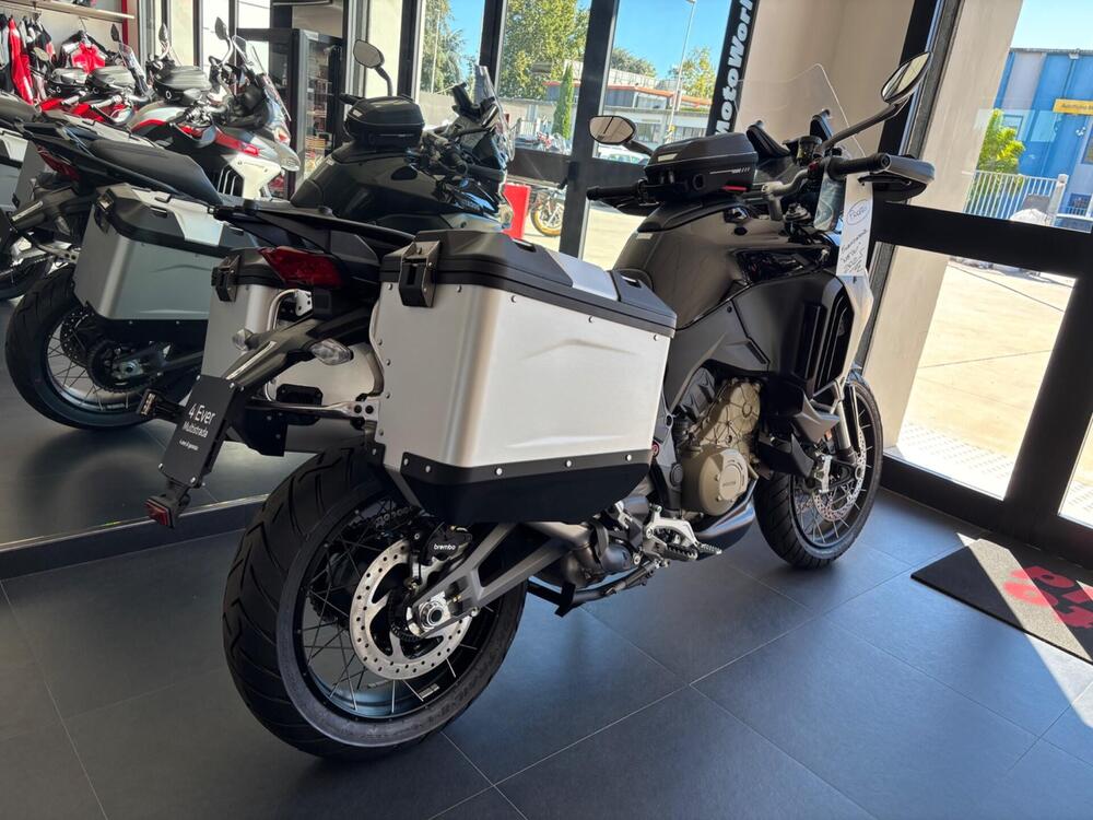 Ducati Multistrada V4 S (2025) (3)