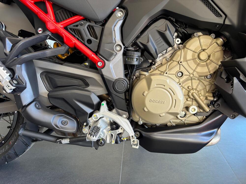 Ducati Multistrada V4 S (2025) (4)