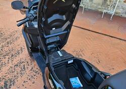 Piaggio MP3 400 ABS Hpe (2023 - 25) usata