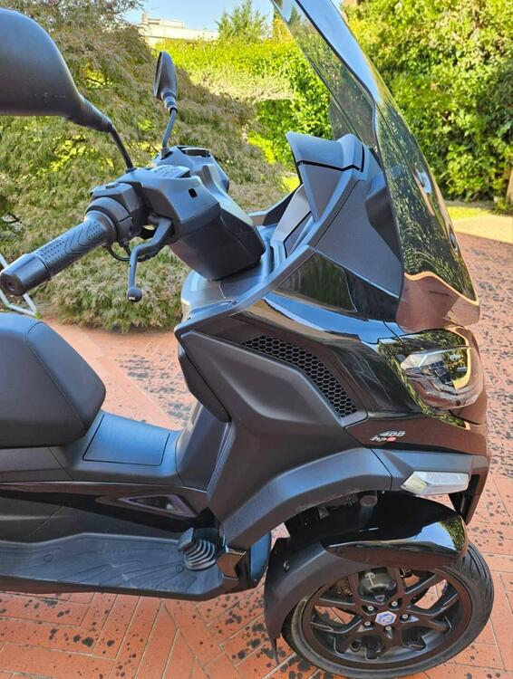 Piaggio MP3 400 ABS Hpe (2023 - 25) (3)