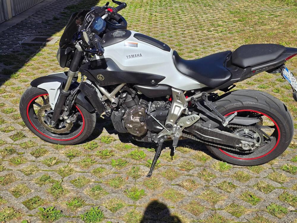 Yamaha MT-07 (2014 - 16) (2)