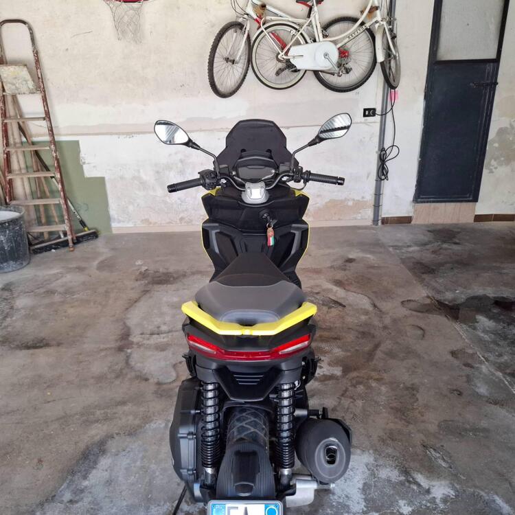 Aprilia SR GT 125 (2022 - 24)