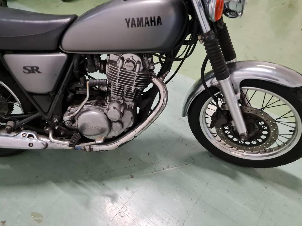 Yamaha SR 400 (2013 - 17) (4)