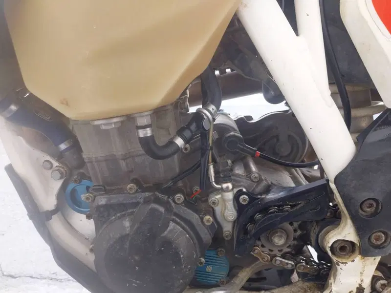 Husqvarna FE 450 (2014) (2)