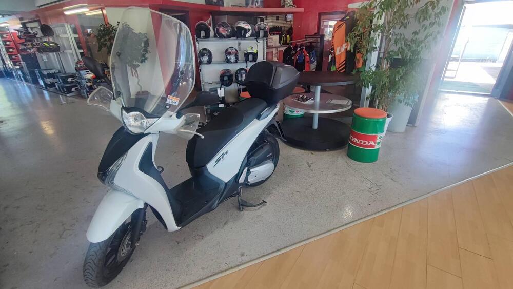 Honda SH 150 i ABS (2013 - 16) (2)