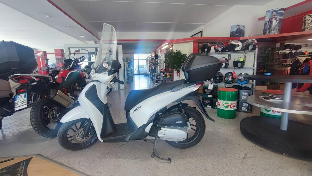 Honda SH 150 i ABS (2013 - 16) (3)