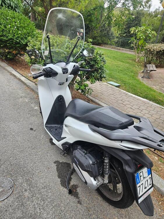 Honda SH 125i (2024 - 25) (2)