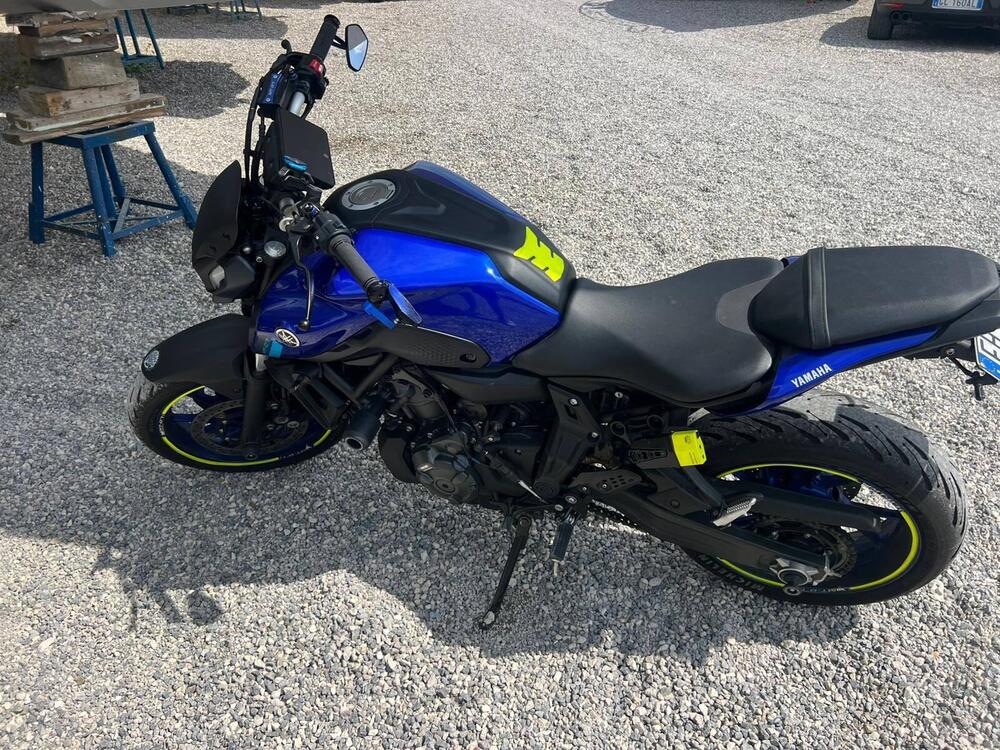 Yamaha MT-07 Pure (2023 - 25) (4)