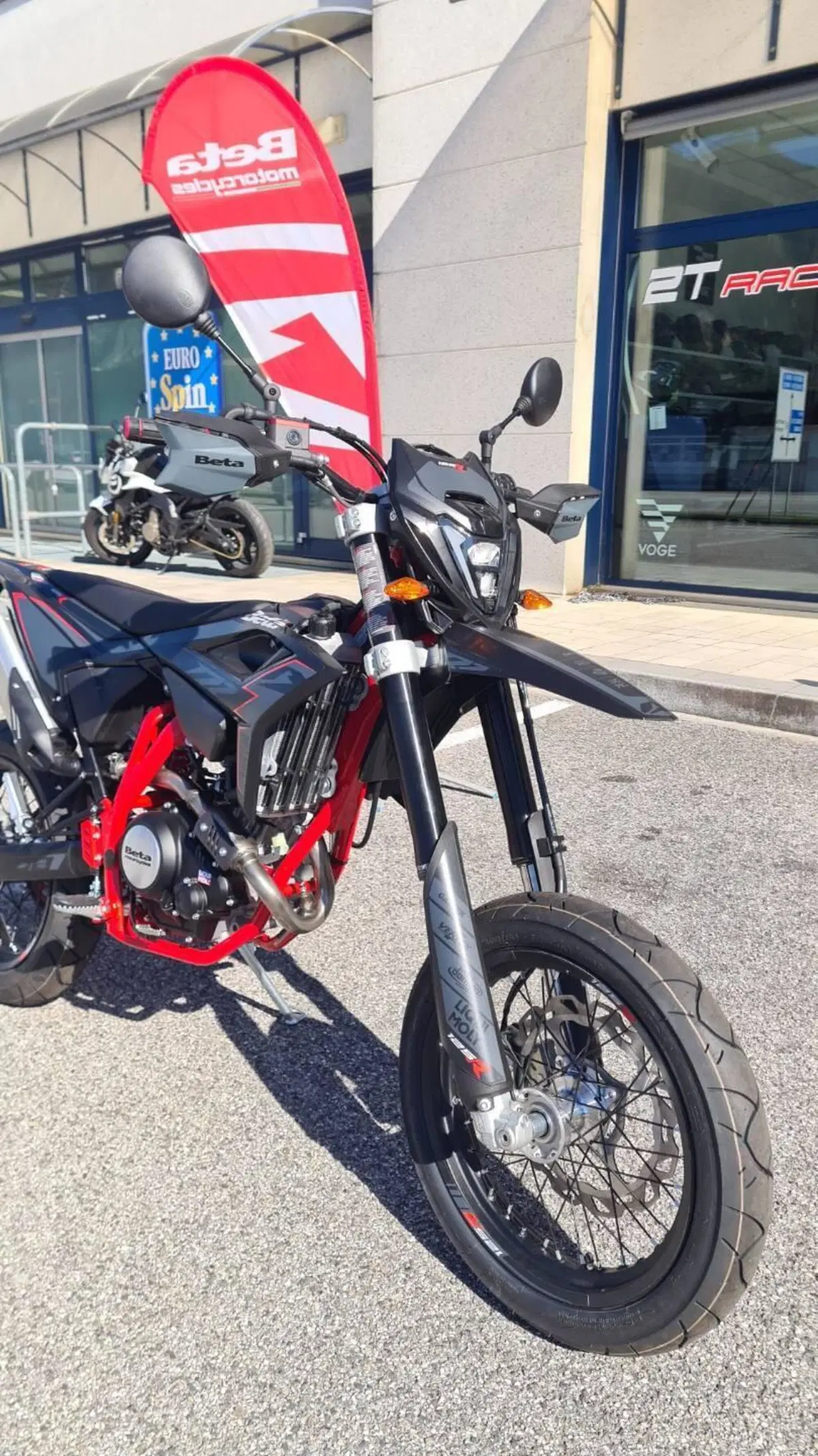 Betamotor RR 125 4T Motard R (2025 - 26) (4)