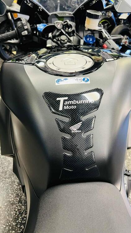 Honda CBR 600 RR (2024 - 25) (3)