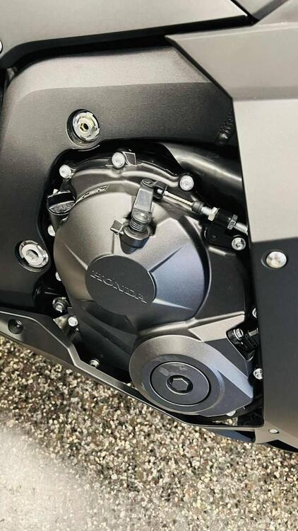 Honda CBR 600 RR (2024 - 25) (5)