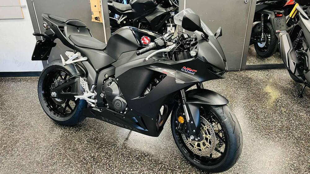 Honda CBR 600 RR (2024 - 25)