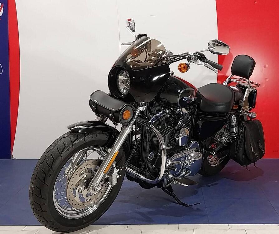 Harley-Davidson 1200 Custom (2017) - XL 1200C (3)