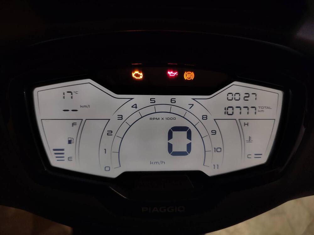 Piaggio Beverly 400 S ABS-ASR (2021 - 24) (5)