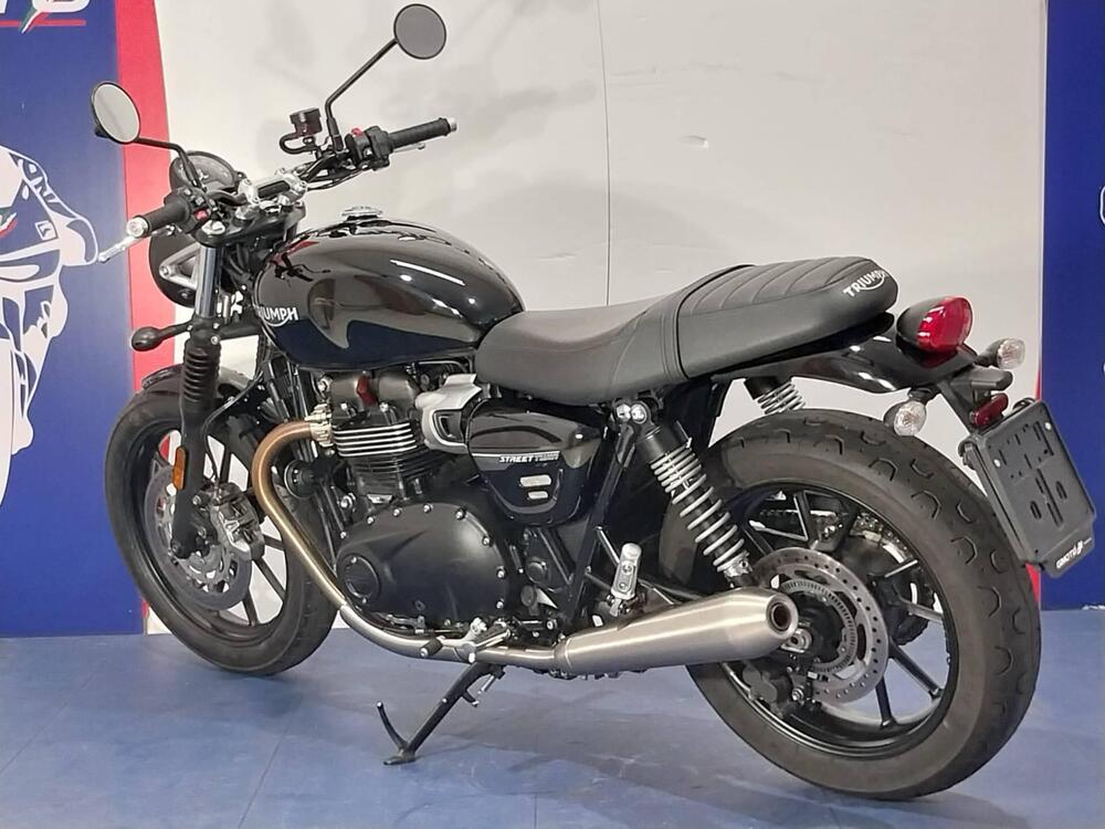 Triumph Street Twin 900 (2021 - 22) (5)