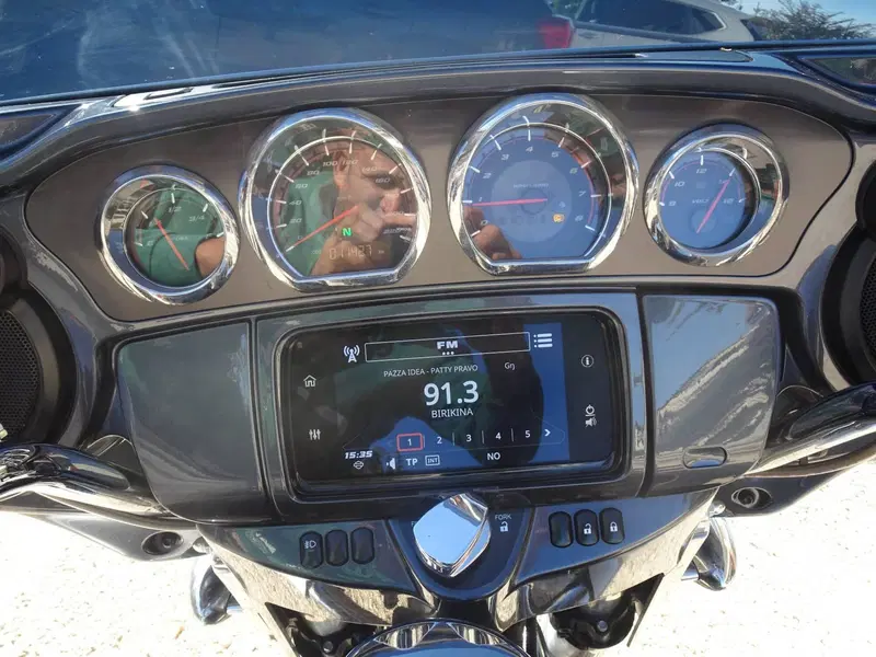Harley-Davidson 117 Street Glide (2018 - 20) - FLHXSE (16)