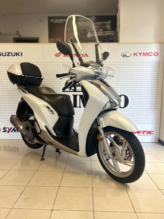 Honda SH 125i (2017 - 19) (2)