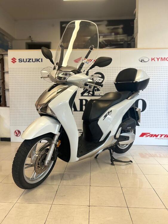 Honda SH 125i (2017 - 19) (3)