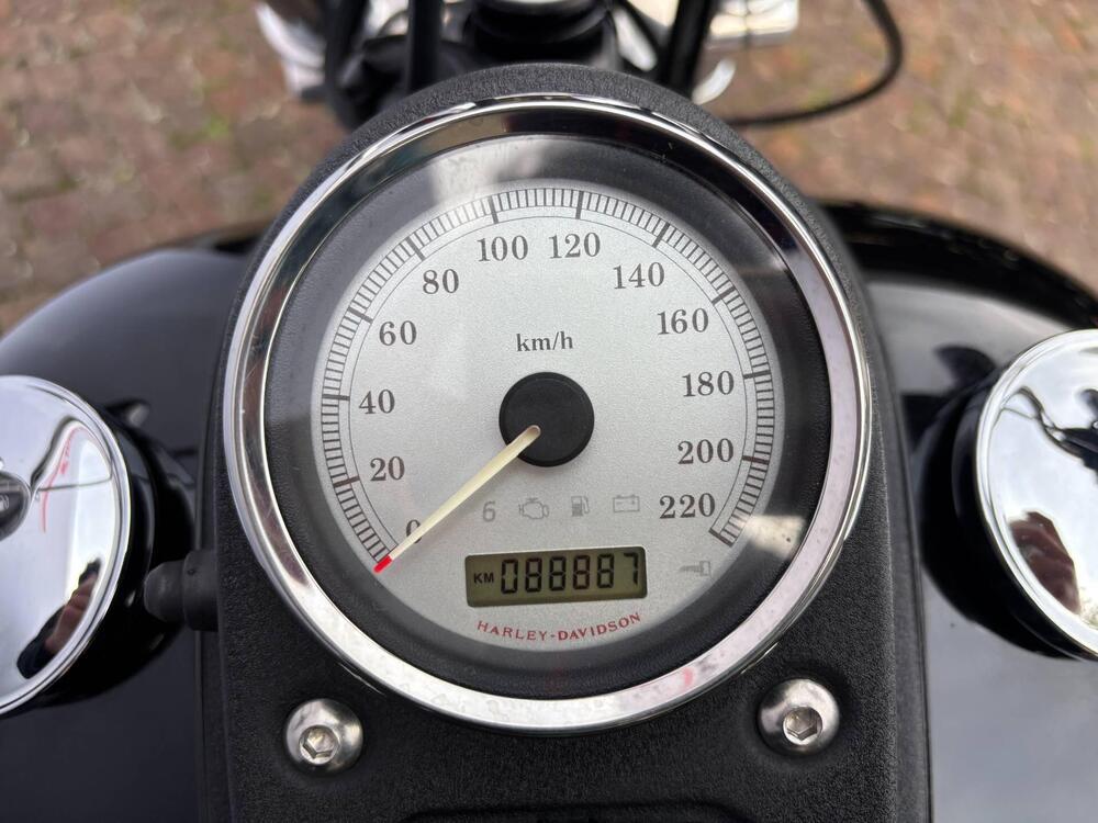 Harley-Davidson 1584 Street Bob (2008 - 15) - FXDB (4)