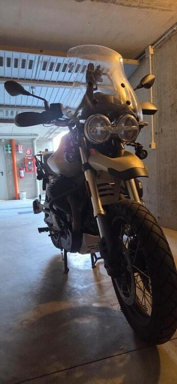 Moto Guzzi V85 TT Travel (2020) (4)