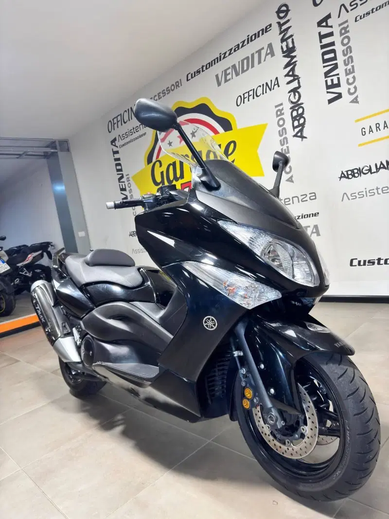 Yamaha T-Max 500 (2008 - 12) (2)