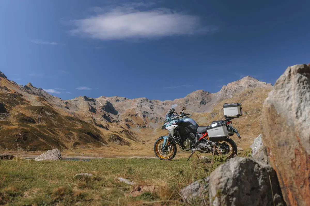 Ducati Multistrada V4 Rally 2026: sospensioni intelligenti, evoluzione elettronica e sicurezza [VIDEO & GALLERY] (4)