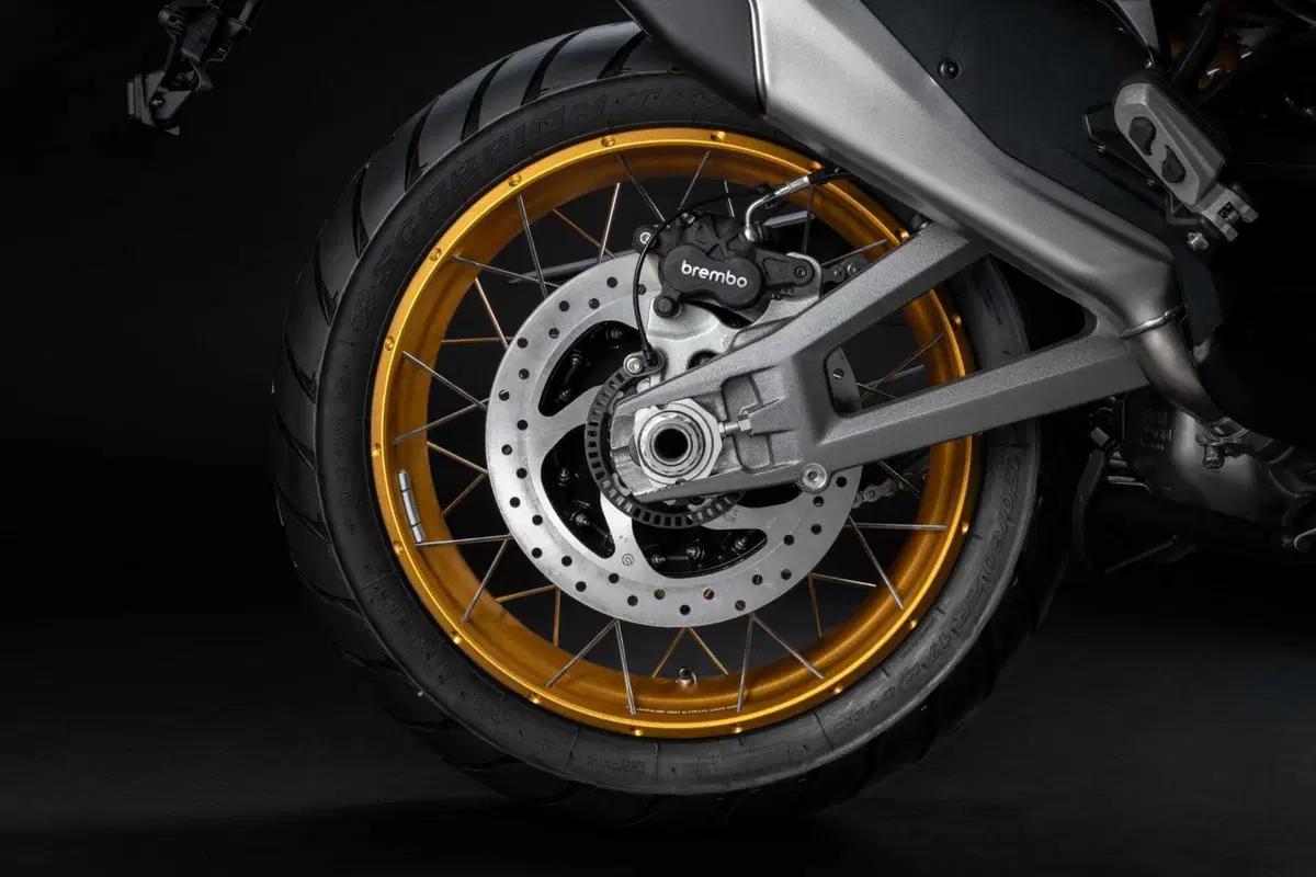 Ducati Multistrada V4 Rally 2026: sospensioni intelligenti, evoluzione elettronica e sicurezza [VIDEO & GALLERY] (32)