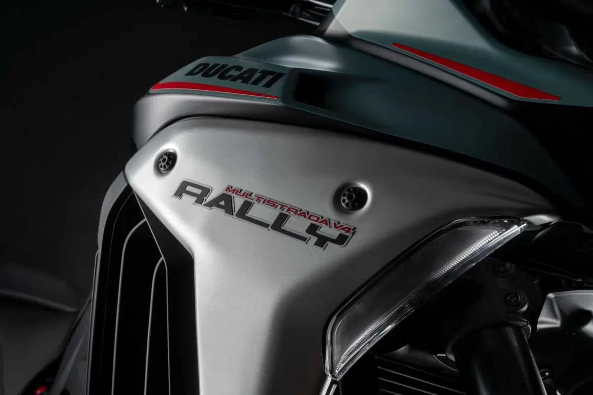 Ducati Multistrada V4 Rally 2026: sospensioni intelligenti, evoluzione elettronica e sicurezza [VIDEO & GALLERY] (33)